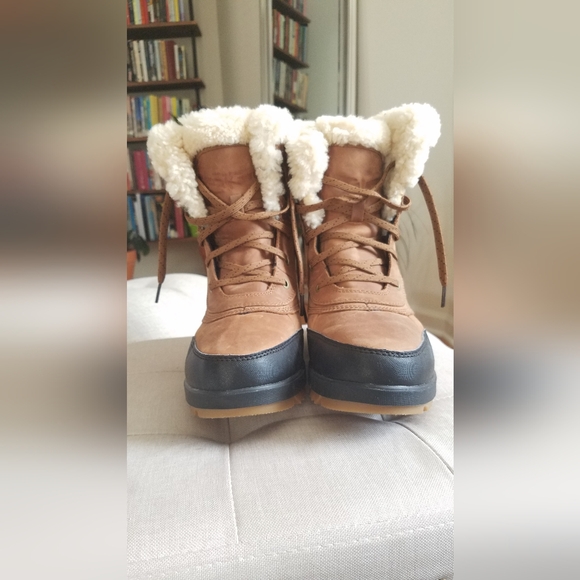 Sorel Tivoli IV Boot - Picture 2 of 8